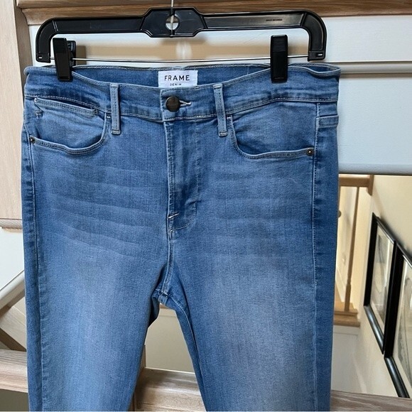 FRAME Le High Skinny  Raw Hem Jeans in Europa 30 - Picture 11 of 14